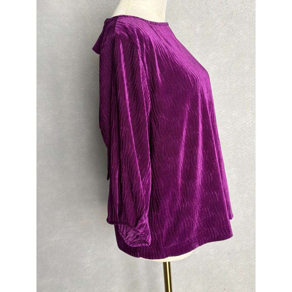 Tru Luxe Crinkle Velvet Top Round Neck with Bow Tie in Plum Women's Medium NEW - Picture 4 of 11